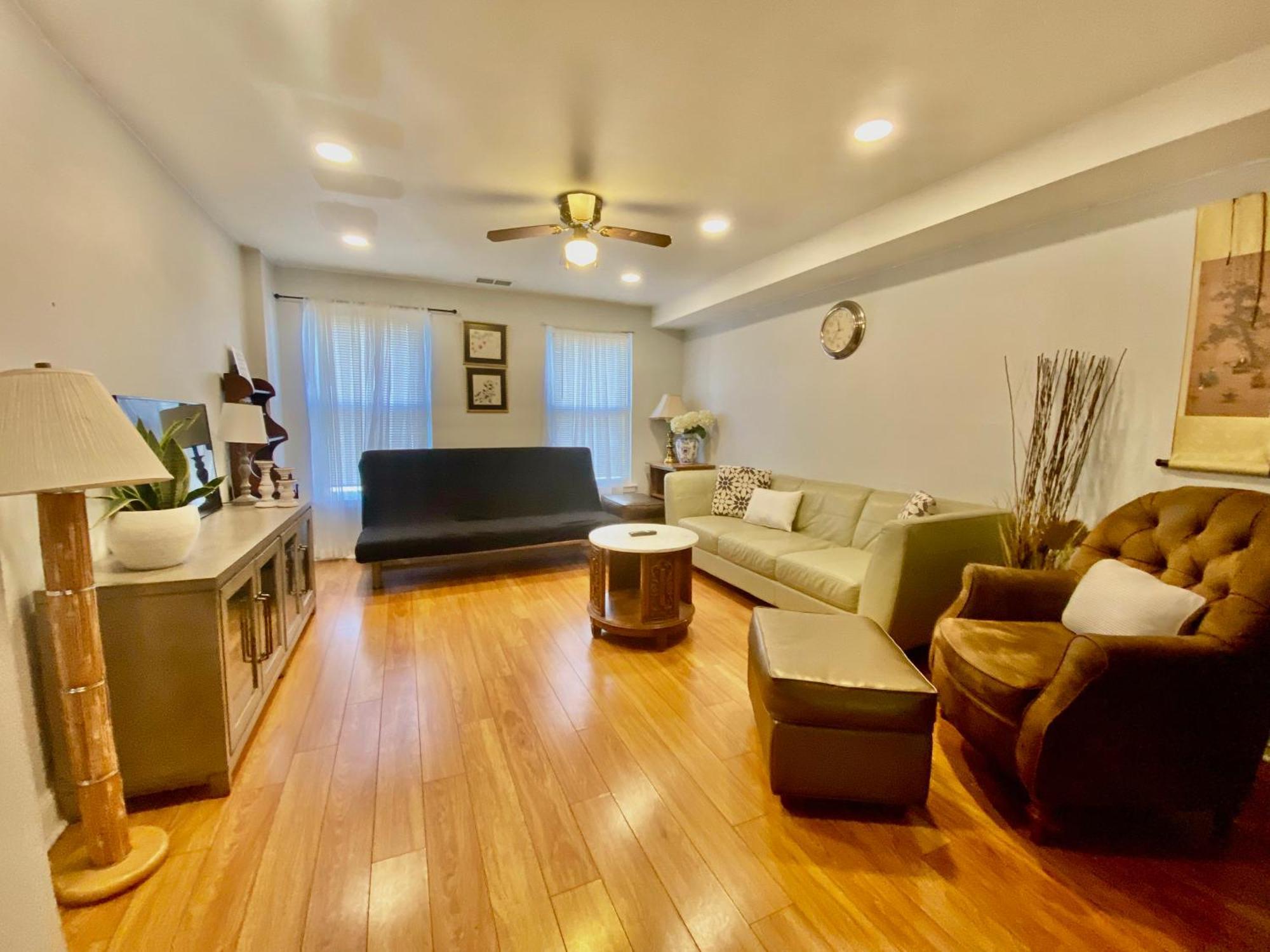 Shanghai 2900 - Vintage Oriental Style 2Br W Parking Near Airport Philadelphia Exterior photo