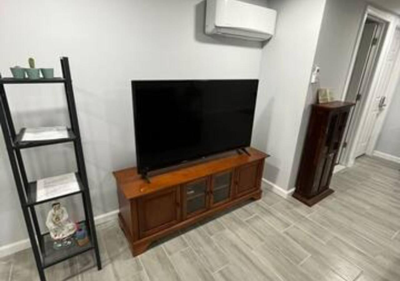 Shanghai 2900 - Vintage Oriental Style 2Br W Parking Near Airport Philadelphia Exterior photo